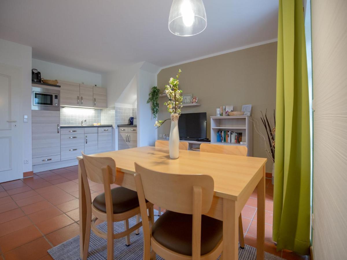 Feriendorf Rugana - Komfort Appartement Mit 1 Schlafzimmer Und Terrasse B52 Dranske Exterior photo