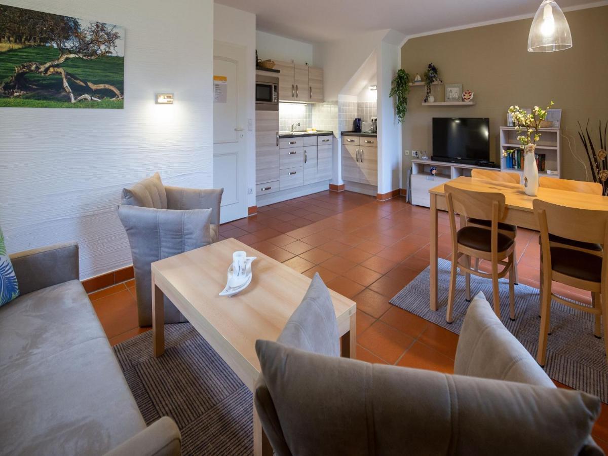 Feriendorf Rugana - Komfort Appartement Mit 1 Schlafzimmer Und Terrasse B52 Dranske Exterior photo